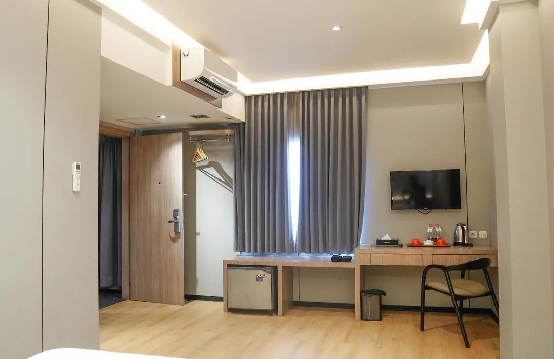 New Hollywood Pekanbaru Hotel-1